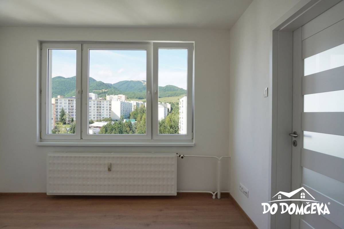 PREDANÉ - Kompletne zrekonštruovaný 3-izbový byt, Banská Bystrica