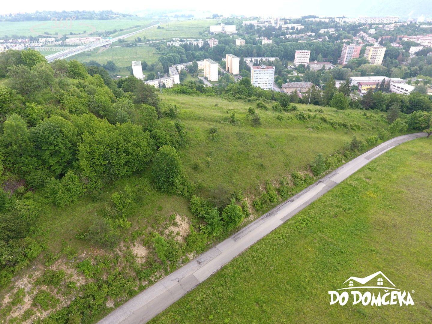 PREDANÉ - Pozemok s pekným výhľadom na mesto Banská Bystrica, lokalita Slnečné stráne